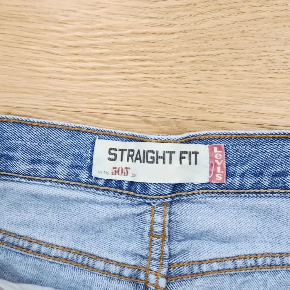 Vintage Levi's 505 Straight Fit 38x32 Jeans Heavy Denim Cowboy Work Rivets